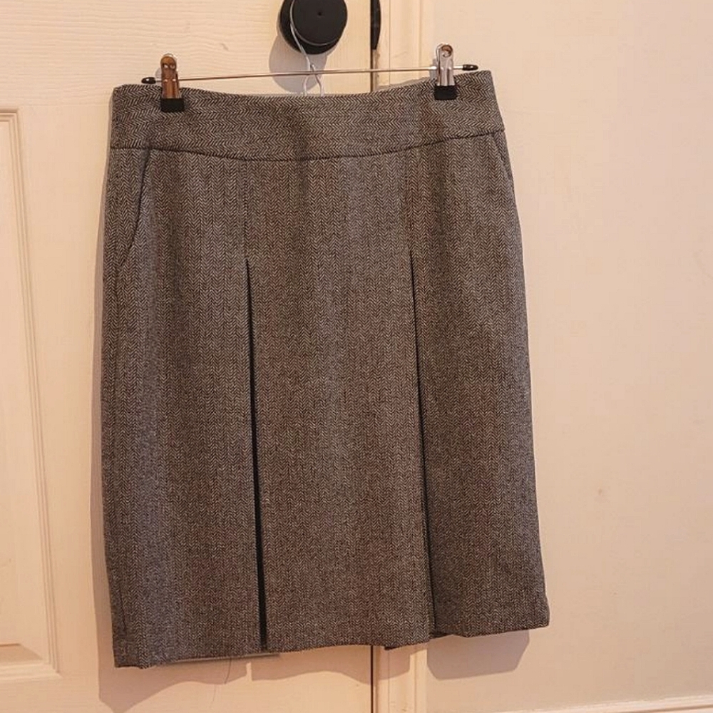 Brooks Brothers Pleated Wool Skirt